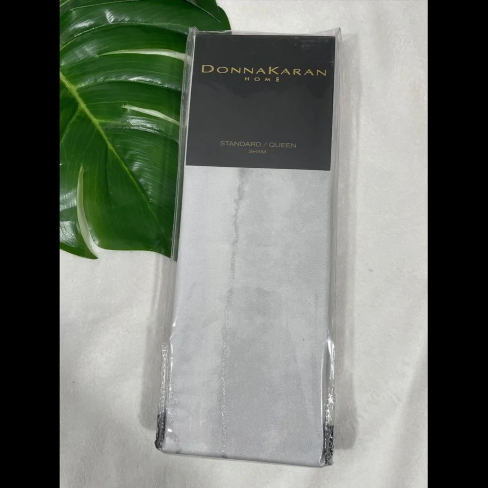 NIB‎ Donna Karan Collection [ 1 ] Standard / Queen Aire Pillow Sham